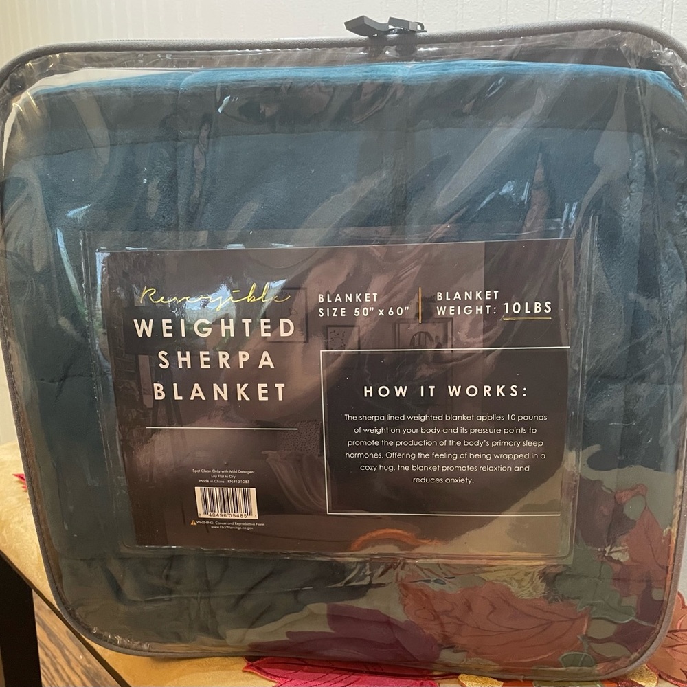 Soft Sherpa Reversible 10-lb. Weighted Blanket 50X60